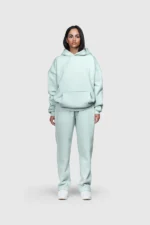 45Keys Basics Snowflake Hoodie Front Women Fullbody Web 5357
