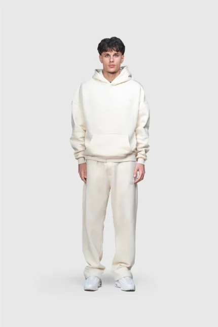 BASIC HOODIE CREME